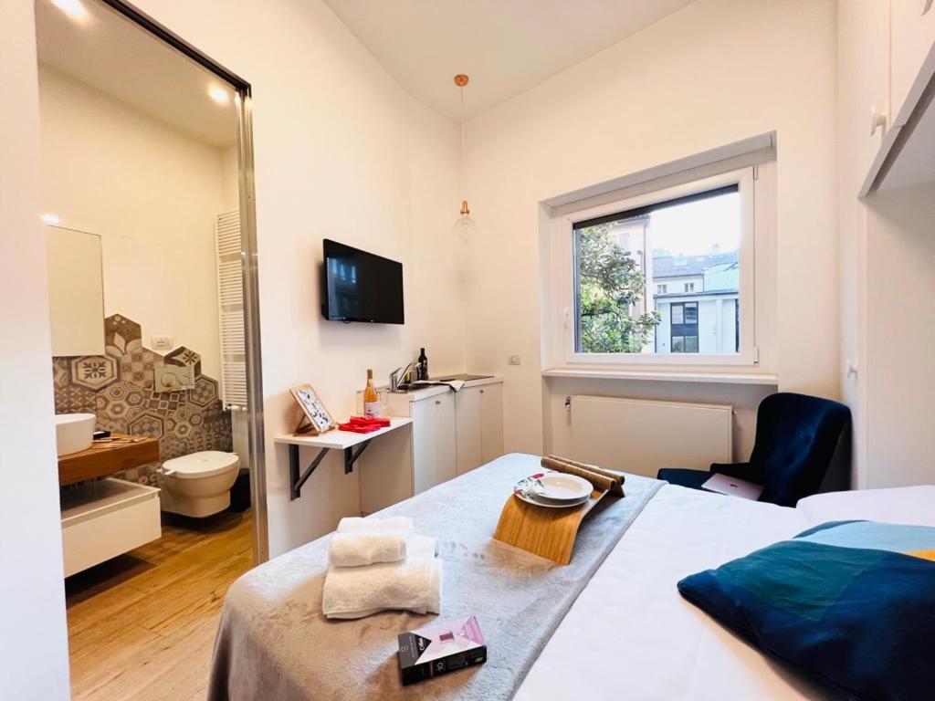 Duomo City Center - Petit Studio Milano Ngoại thất bức ảnh