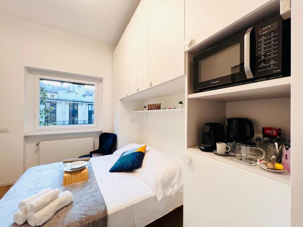 Duomo City Center - Petit Studio Milano Ngoại thất bức ảnh